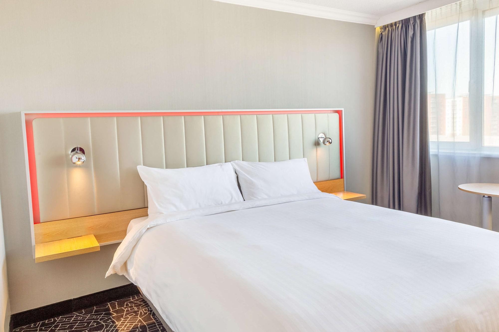 Mercure Northampton Exterior photo