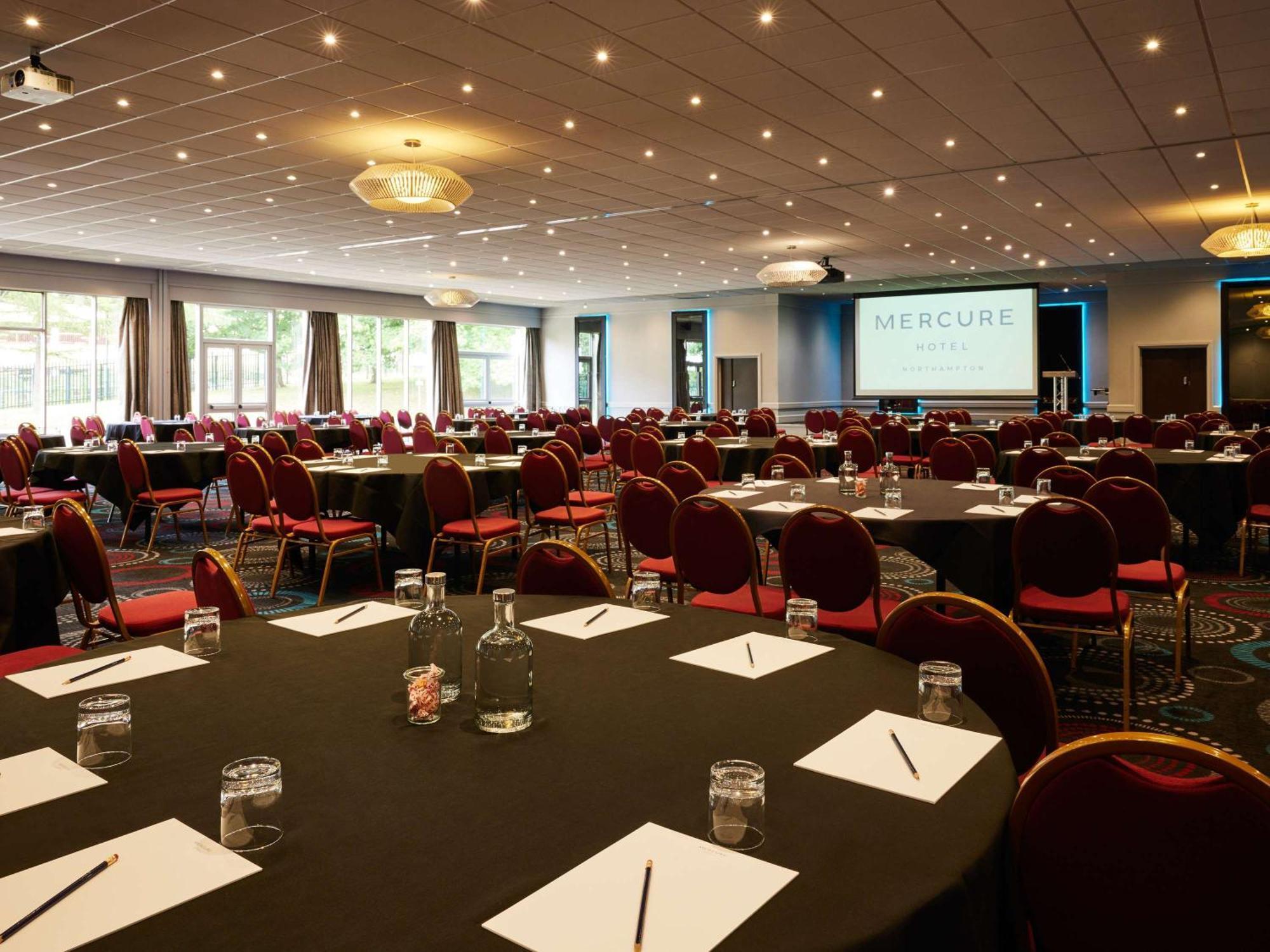 Mercure Northampton Exterior photo