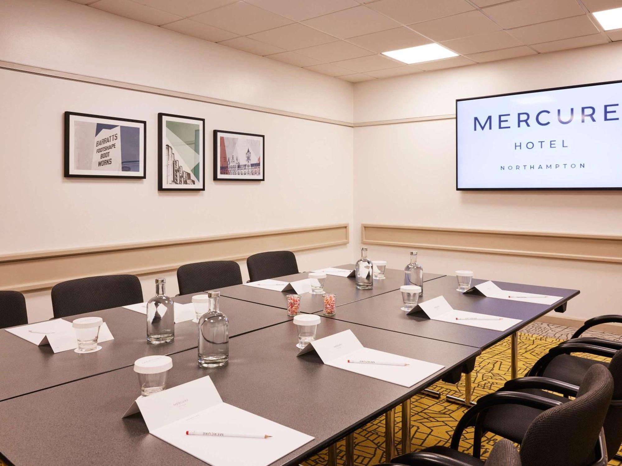 Mercure Northampton Exterior photo